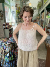 Indlæs billede til gallerivisning Woolstocks Flora