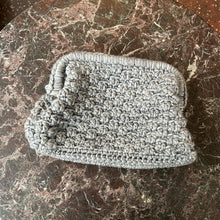 Indlæs billede til gallerivisning Woolstocks Hæklet Clutch