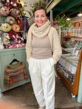 Indlæs billede til gallerivisning Woolstocks Hæklede Wrap