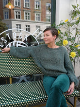 Indlæs billede til gallerivisning Woolstock's Karin ENGLISH