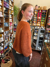Indlæs billede til gallerivisning Woolstock&#39;s Andrea ENGLISH
